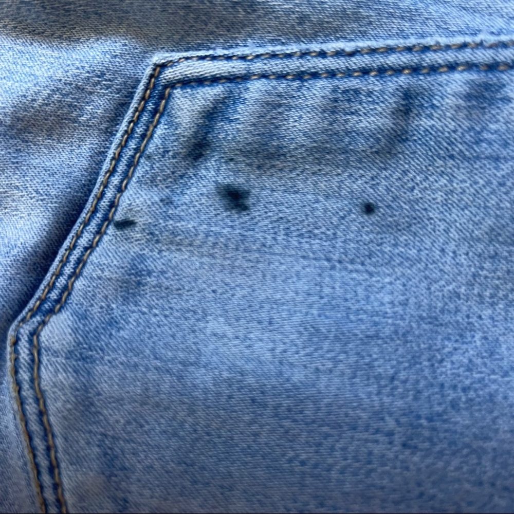 Universal Thread Distressed Thread Jeans Size 6 / 28R - Picture 8 of 12